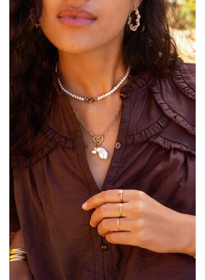 Schakelketting met Hartje en Natuurlijke Parels  Goud