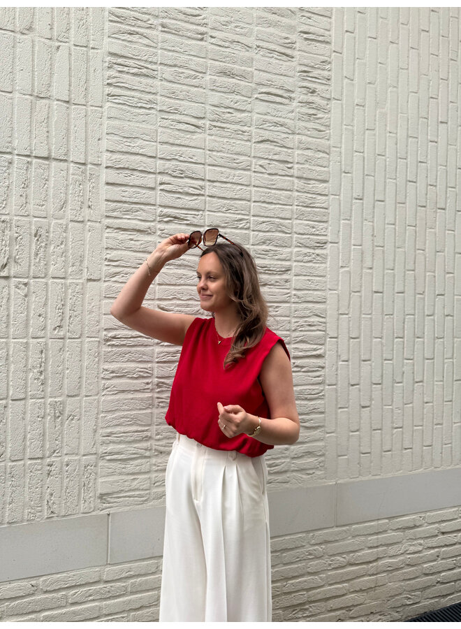 June Basic Top Red