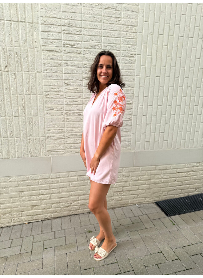Liv Dress Pink
