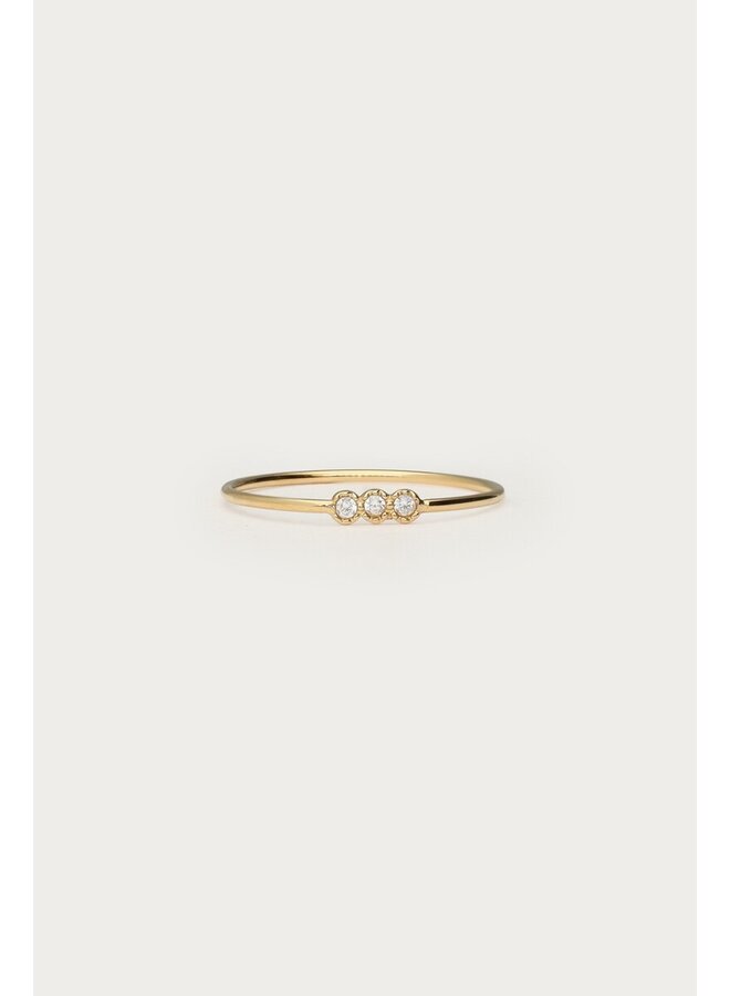 Minimalistische Ring met Drie Strass Stenen Goud