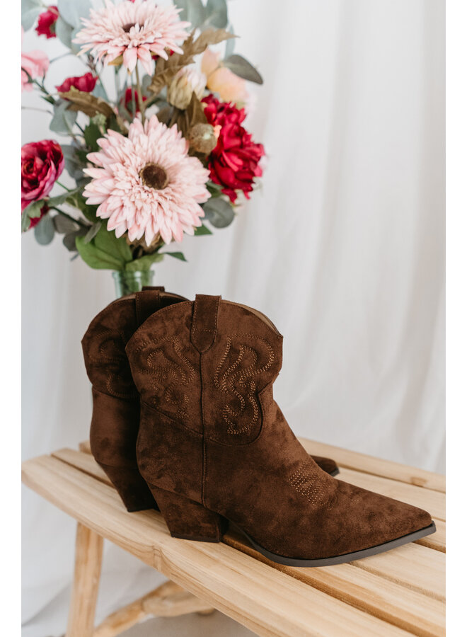 Jenna Cowboy Boots Camel