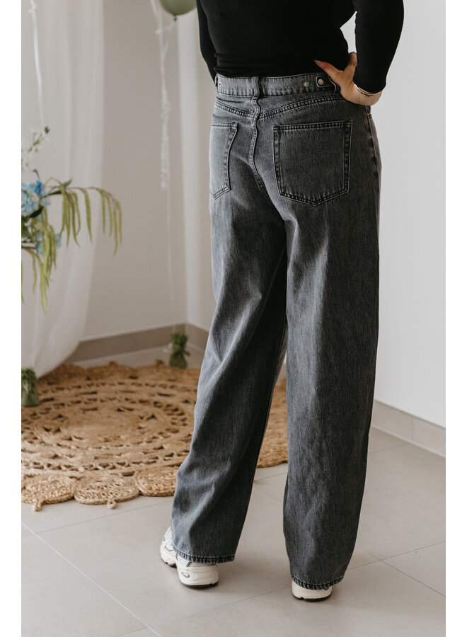 Brune Barrel Grey Jeans