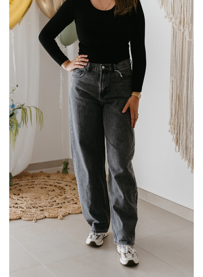 Brune Barrel Grey Jeans