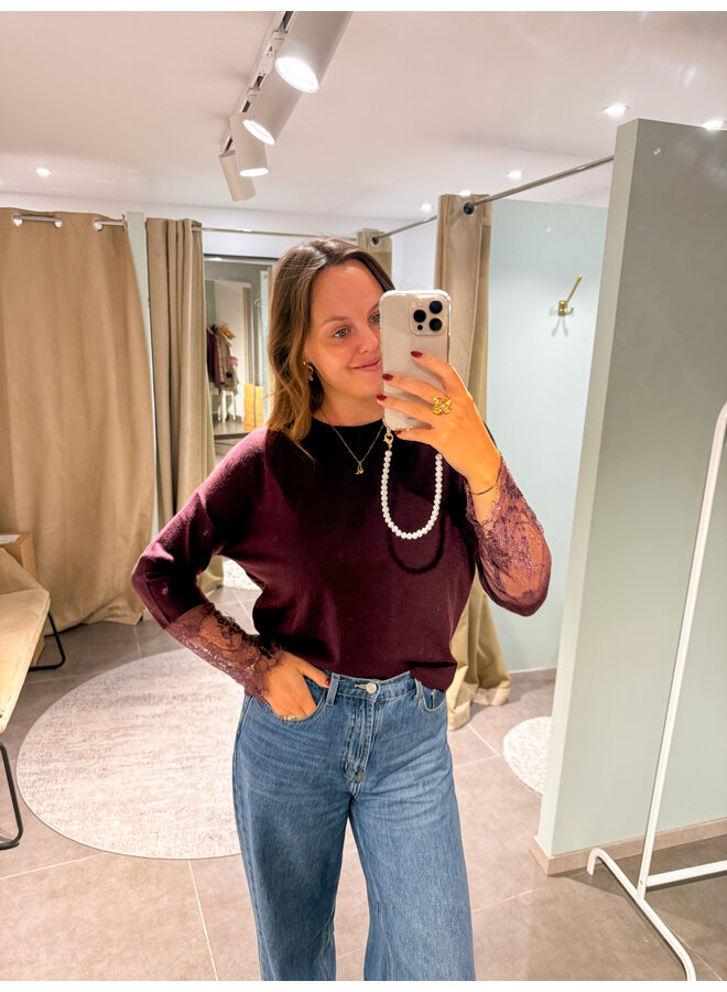 Lilly Lace Top Burgundy