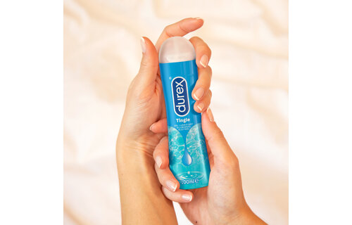 Durex - 20 stuks Condooms - Nude No Latex - 100ml Glijmiddel - Play Tingle - Voordeelverpakking