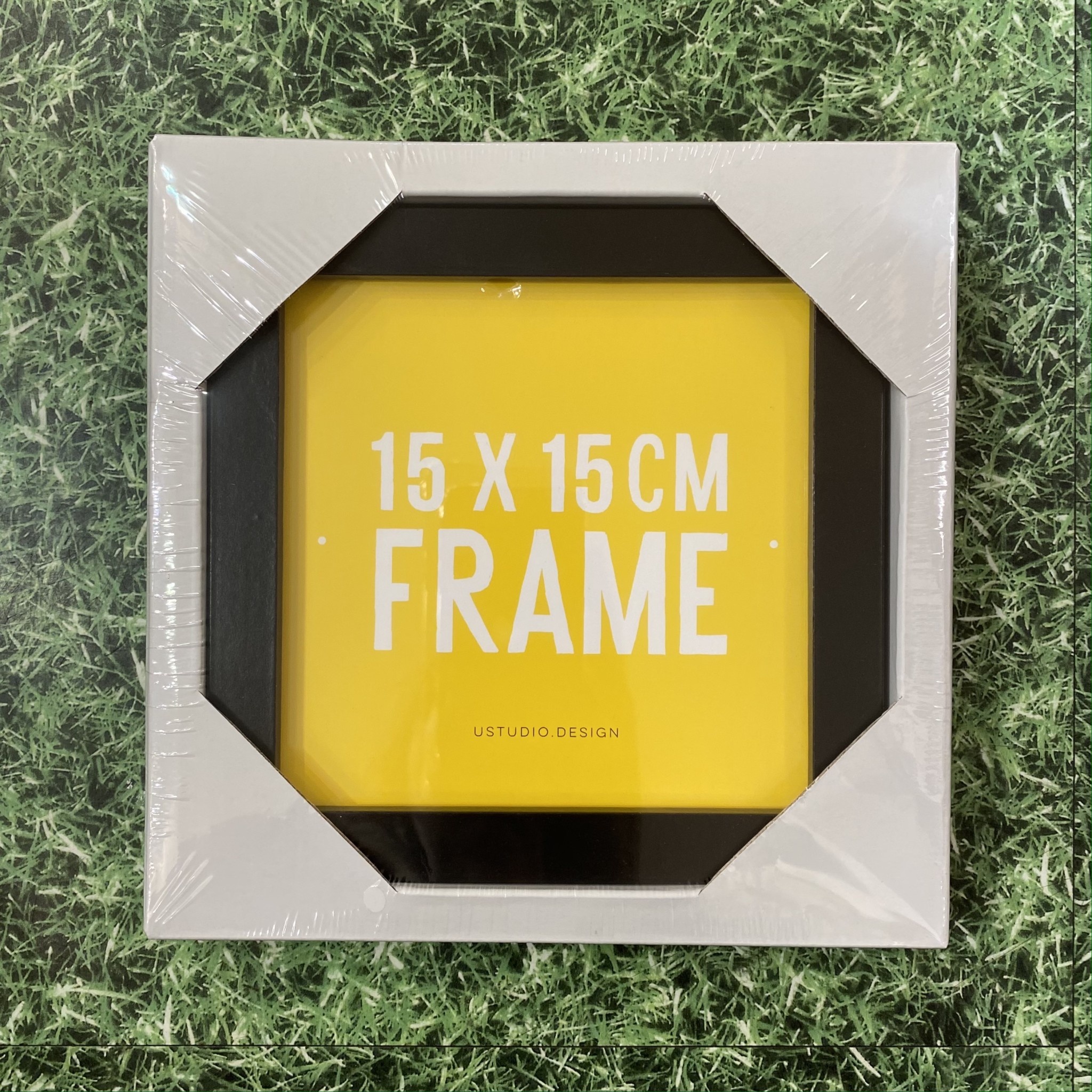 square video frame