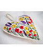 Hannah Burbury Wilma Heart Embroidery Kit DIS