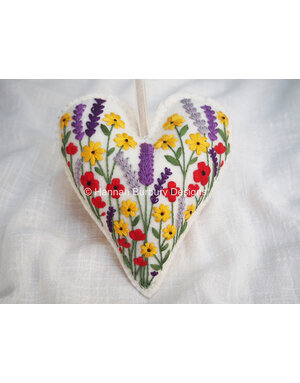 Hannah Burbury Wilma Heart Embroidery Kit