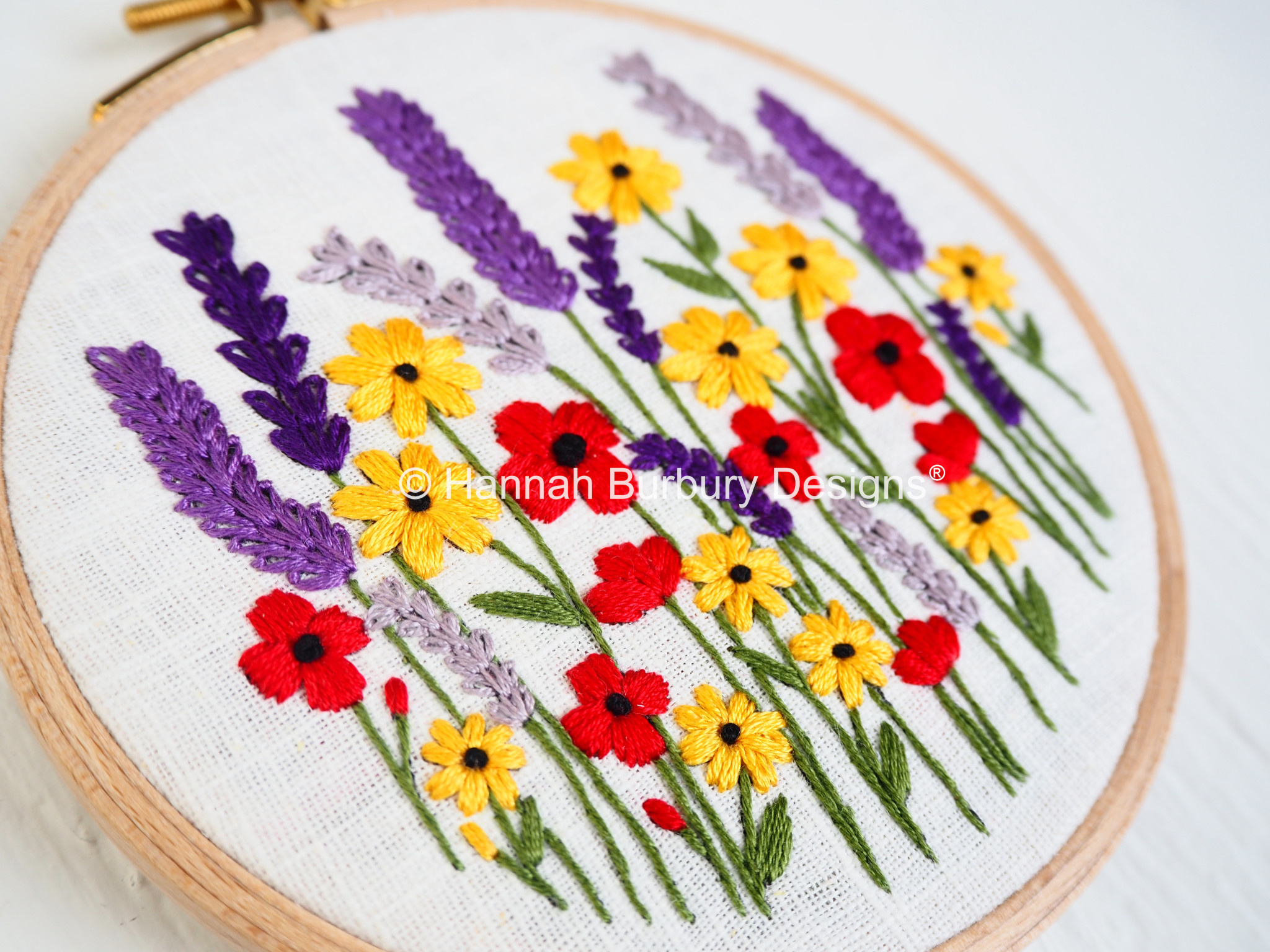 Hannah Burbury Wilma Embroidery Hoop Kit