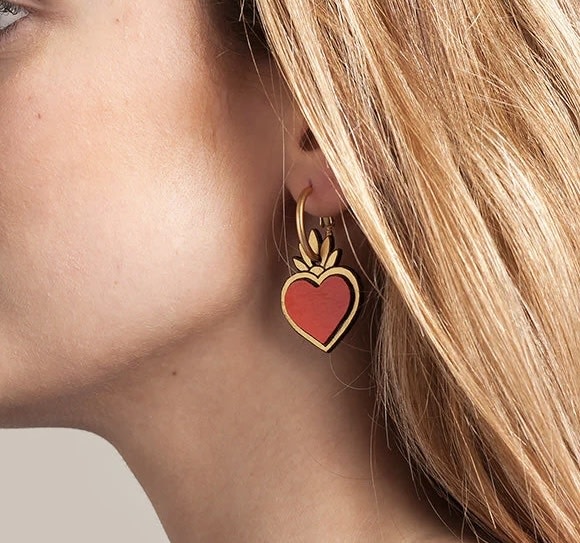 Materia Rica Hoop Earrings Corazones Hearts