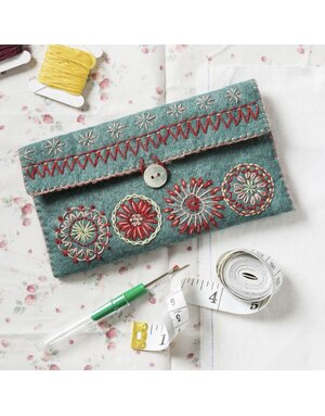 Corinne Lapierre Sewing Pouch Embroidery Felt Kit
