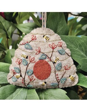 Corinne Lapierre Folk Beehive Felt Kit