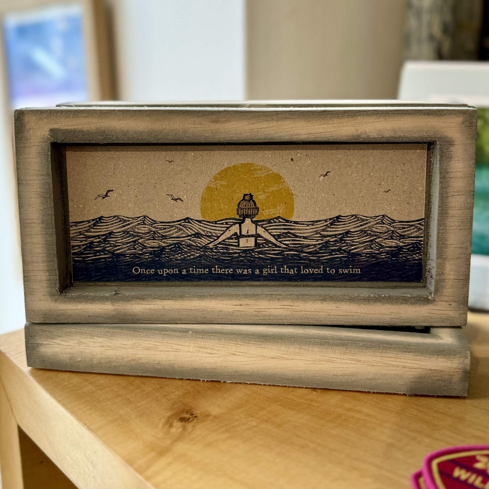 East of India Box Frame Swimmer