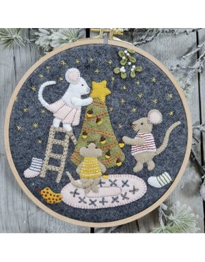 Corinne Lapierre Felt Embroidery Hoop Christmas Mice