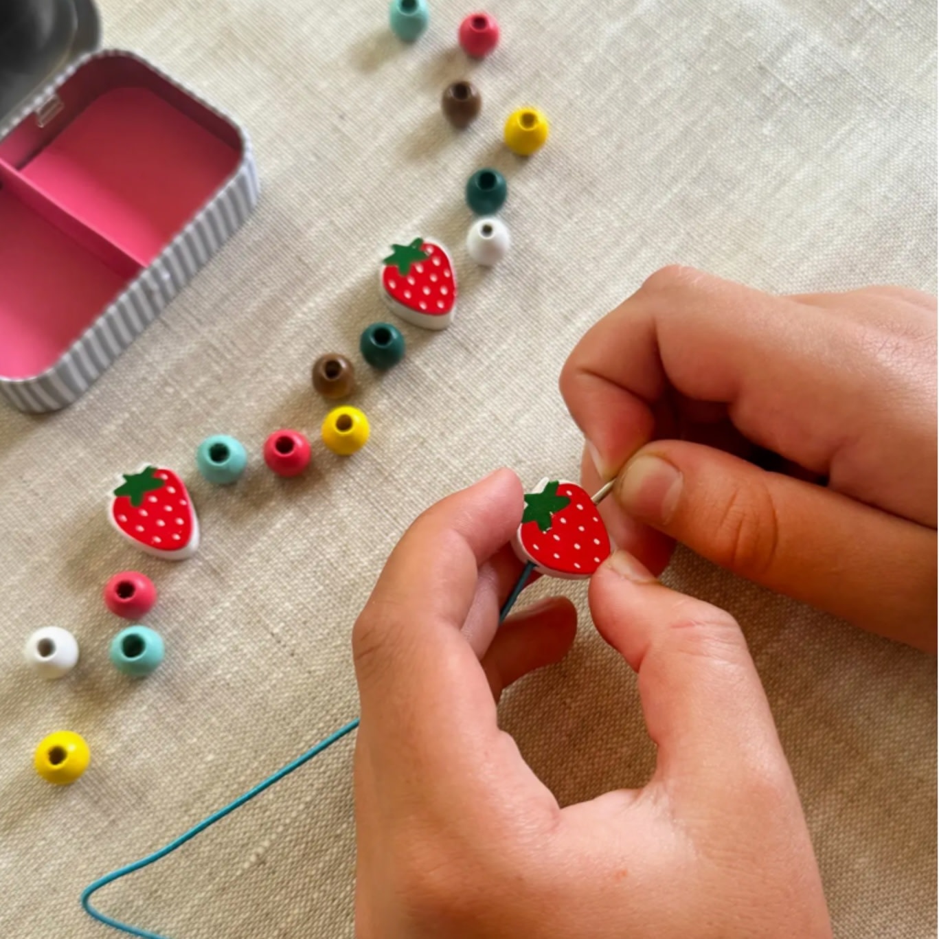 Cotton Twist Strawberry Bracelet Gift Kit