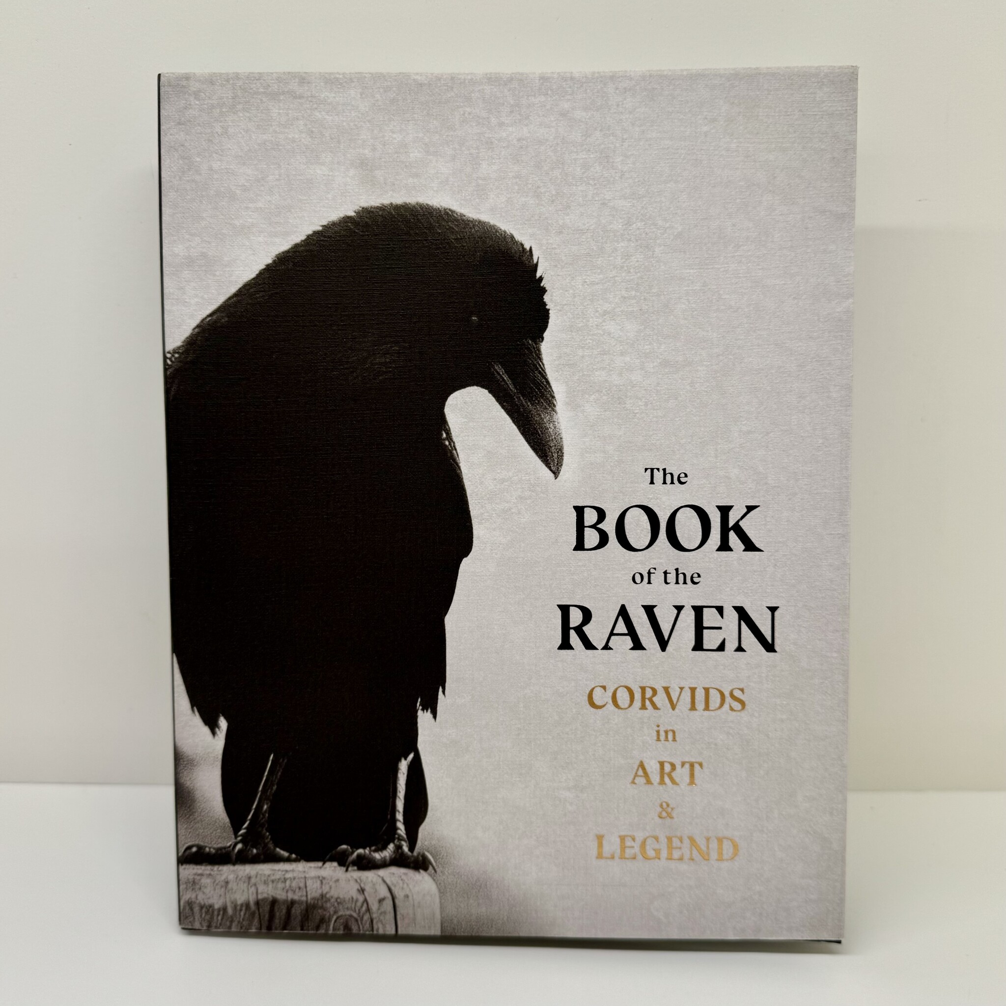 Laurence King The Book Of The Raven
