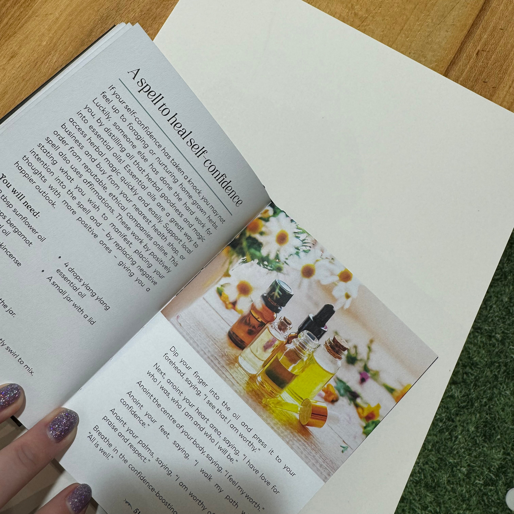 Laurence King Herbal Magic