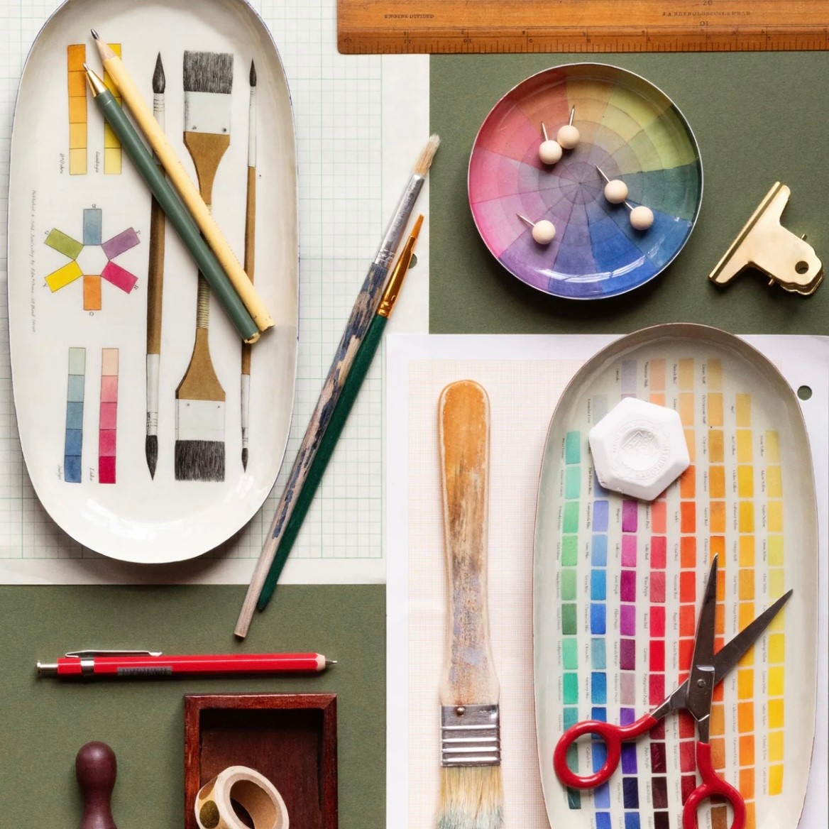 Oval Enamel Tray Art of Colouring