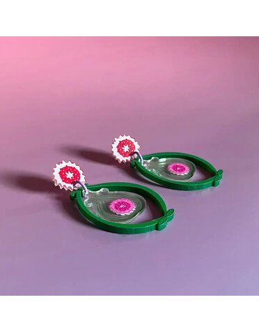 Westmount Art Botanical Earrings Sweet William