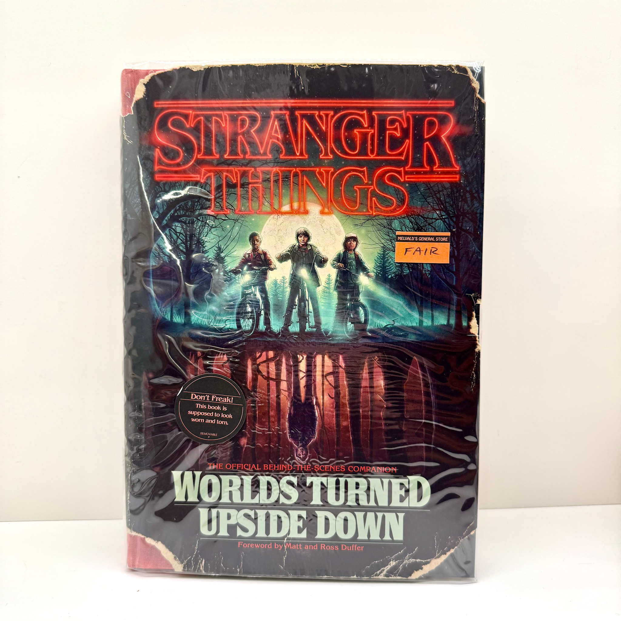 Bookspeed Stranger Things: Worlds Turned Upside Down