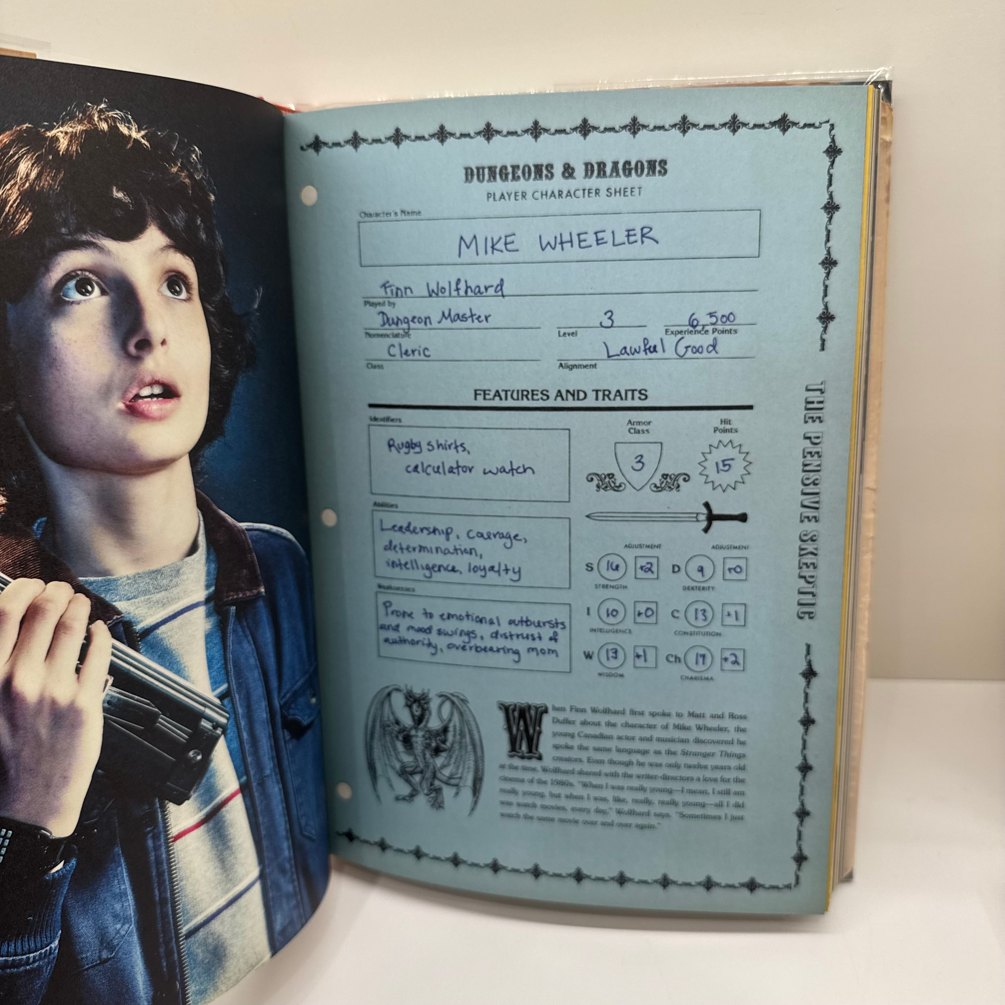 Bookspeed Stranger Things: Worlds Turned Upside Down