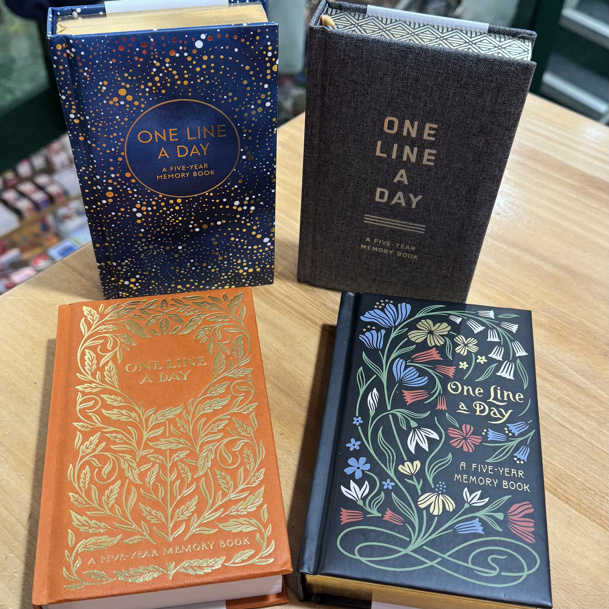 Abrams and Chronicle One Line A Day Journal