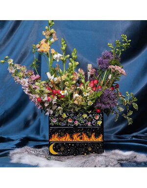 Sarah J Mass Feyre’s Painted Dresser Vase
