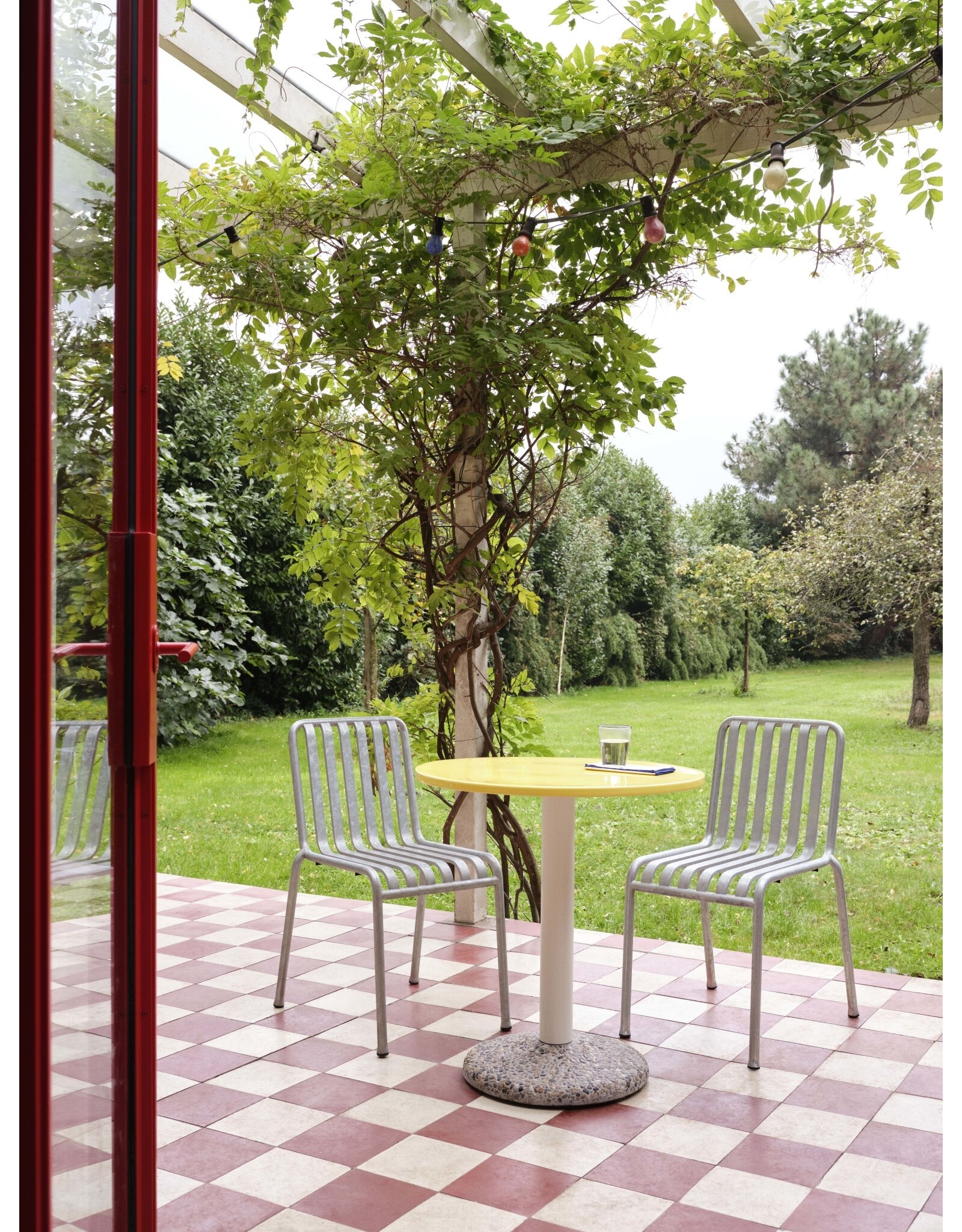 HAY Ceramic Table-Ø70-Bright yellow