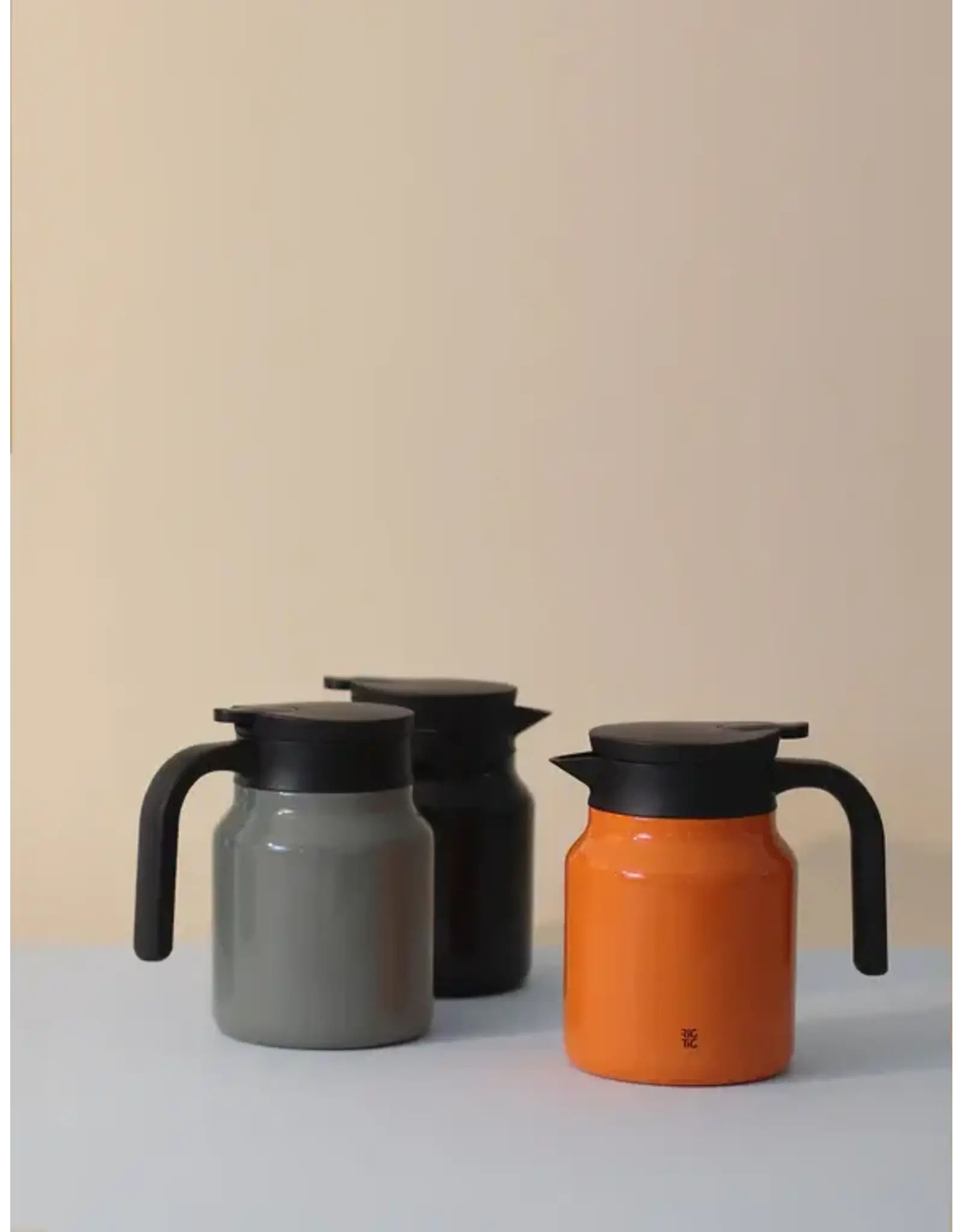 Stelton THERM-IT Vacuum Jug 0,9L - Orange