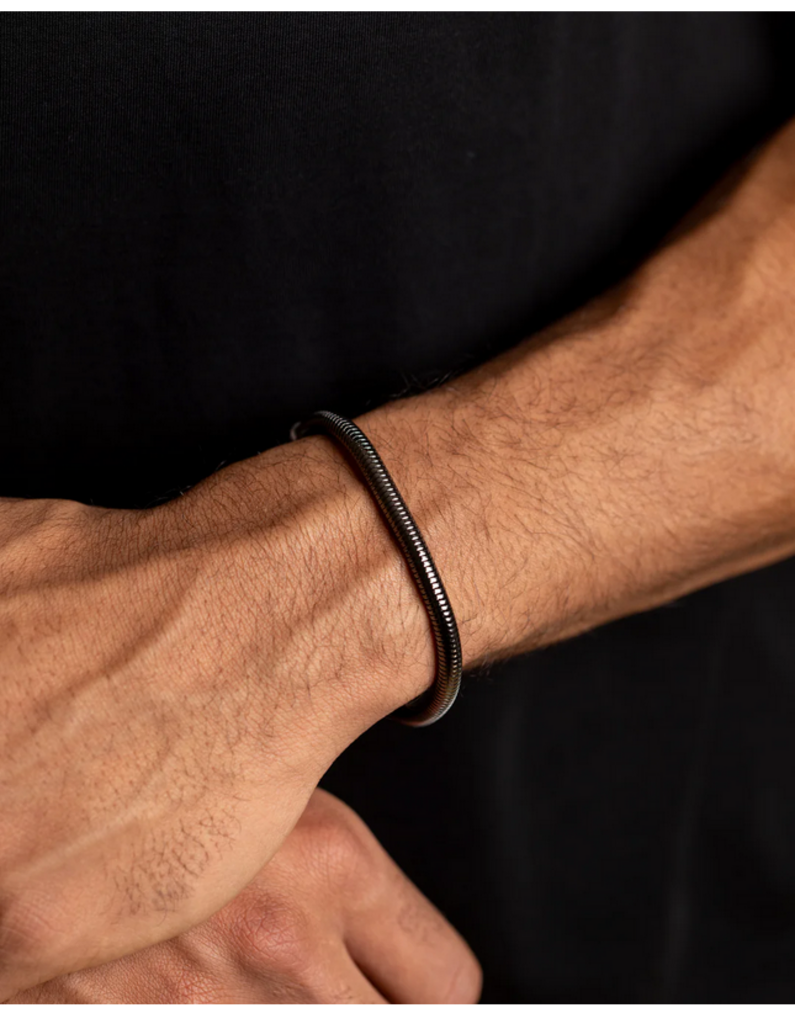 Gemini Mora Black M-L