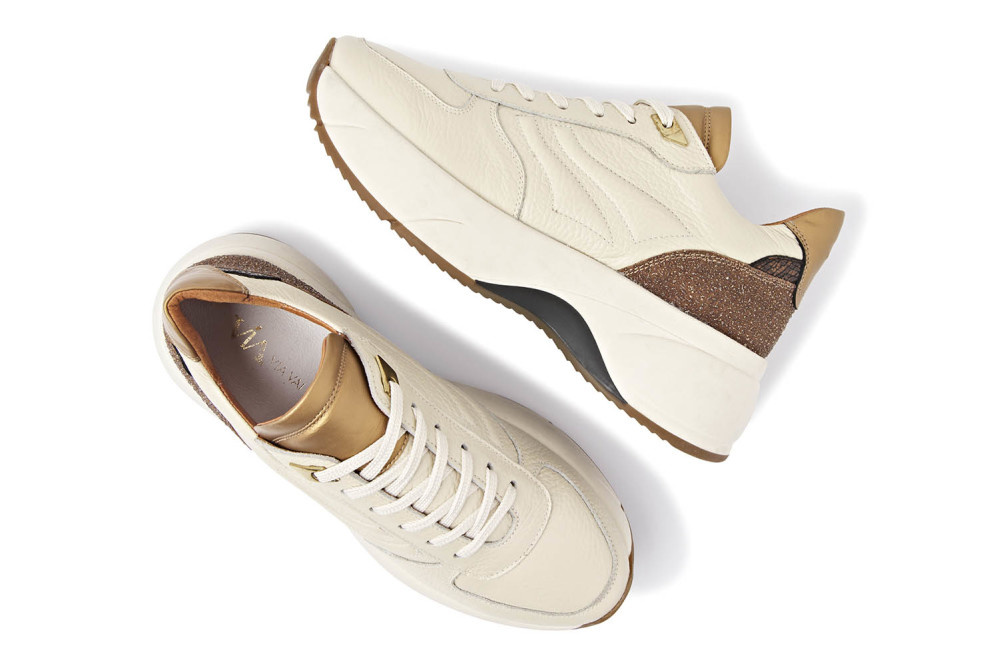 VIA VAI Naja Cloud Beige Damessneakers - Van Arendonk