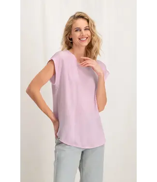 YAYA 01-701010-402/32806  Top with round neck and cap sleeves without shoulder seams