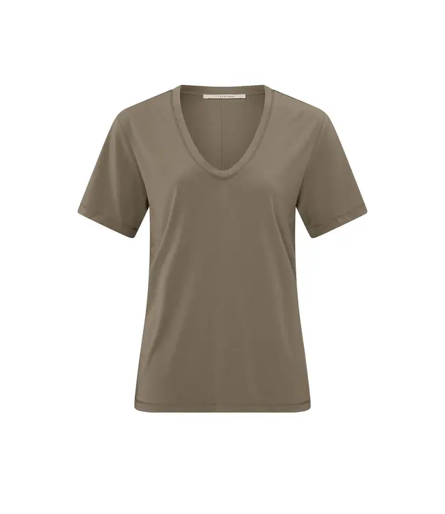 01-719023-403/81015  Basic T-shirt with round neck and short sleeves in slim fit