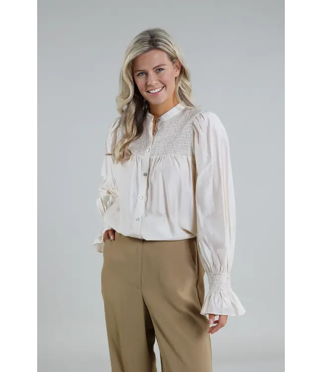 SS24041-LightSand  Phoebe Blouse Silky