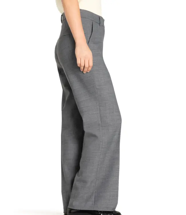 8437-0246/02-079  Amelie Classic grey melange