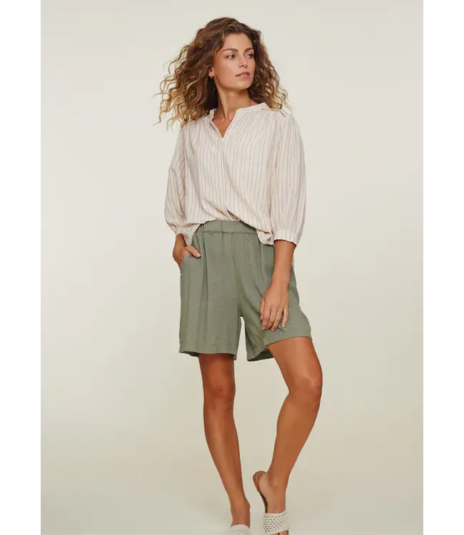 Ritchi/KhakiJames  Shorts