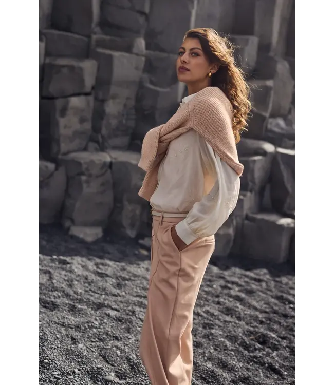 NKF02012/OffWhite  Milanova Blouse Pearl