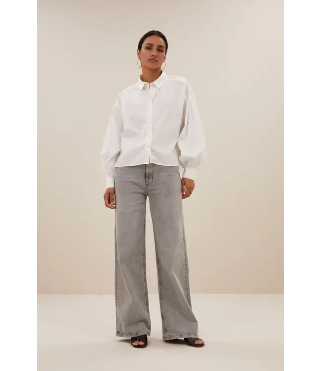 23512006/white  sarah short blouse