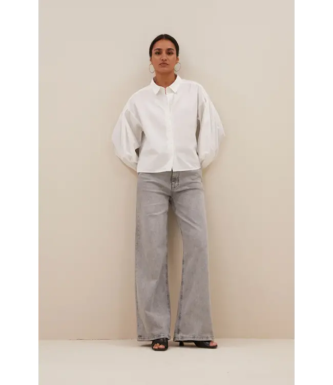 23512006/white  sarah short blouse