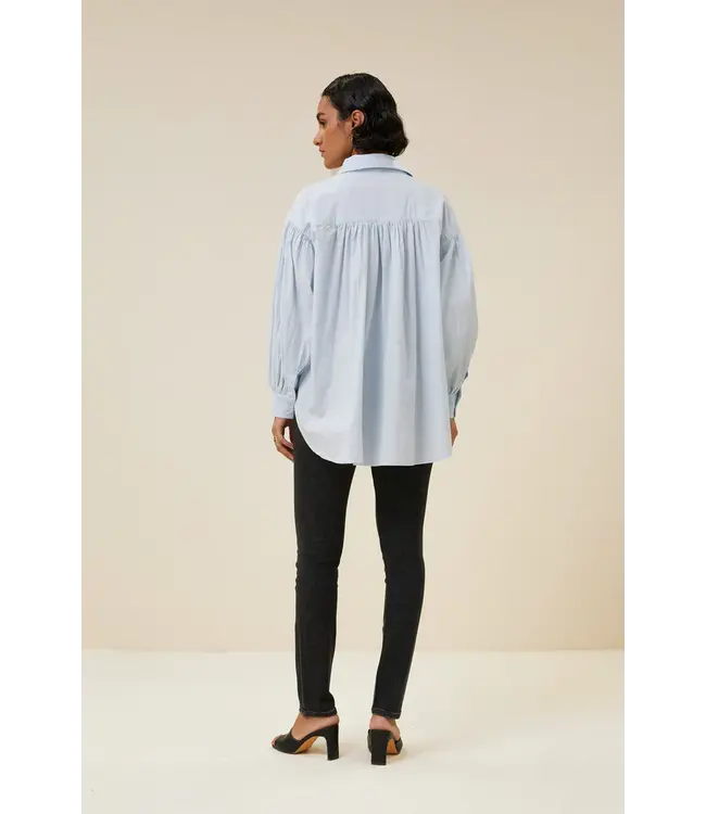 23512037/light blue  sarah short chambray blouse