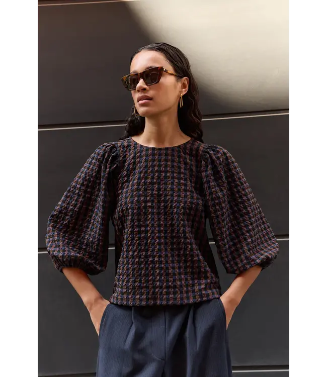 25512028/little check  jet check blouse