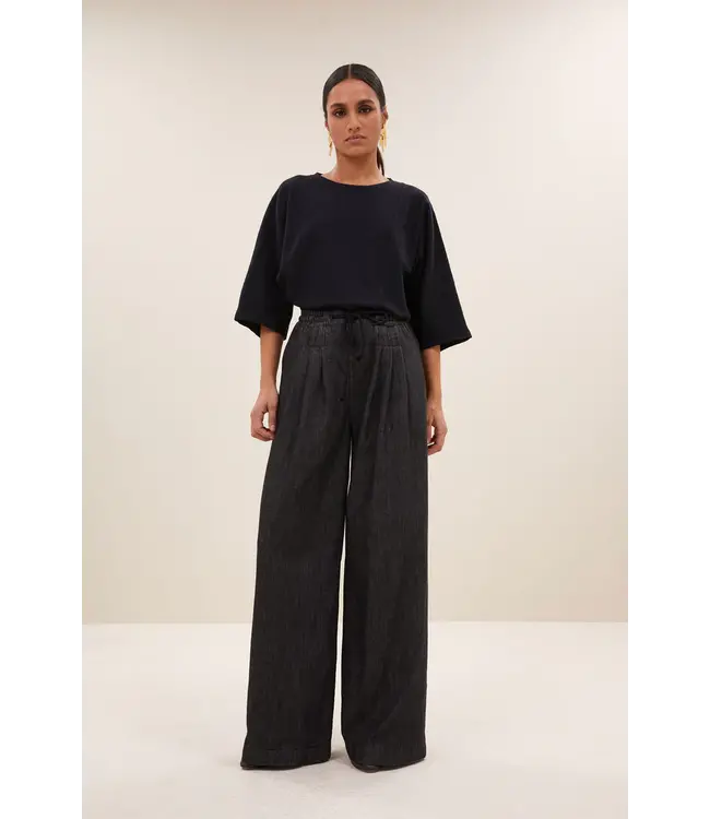 25518033/jet black  jaxx pants