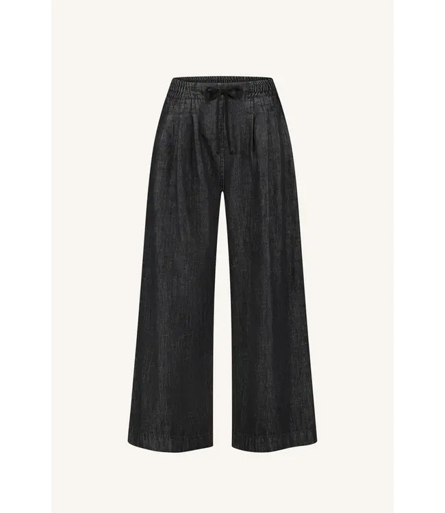 25518033/jet black  jaxx pants