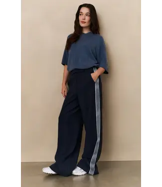 YAYA 01-301215-508/94016  High waist trousers with side stripes YAYA 01-301215-508/94016  High waist trousers with side stripes