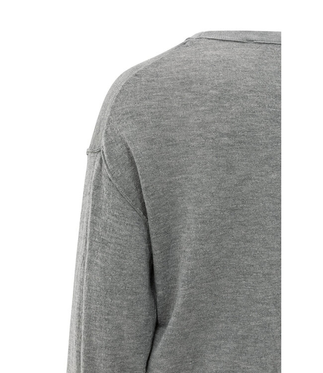 01-000487-508/99022  Textured knitted sweater with round neckline