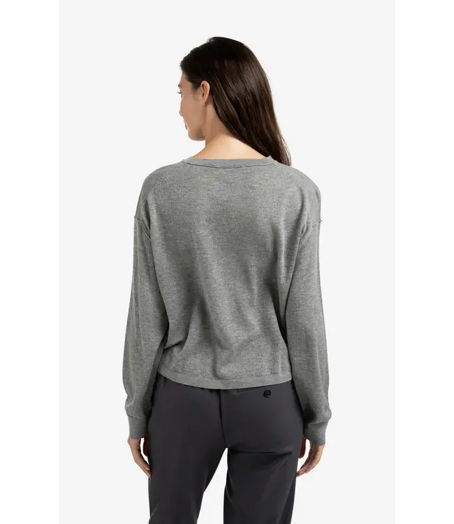 01-000487-508/99022  Textured knitted sweater with round neckline