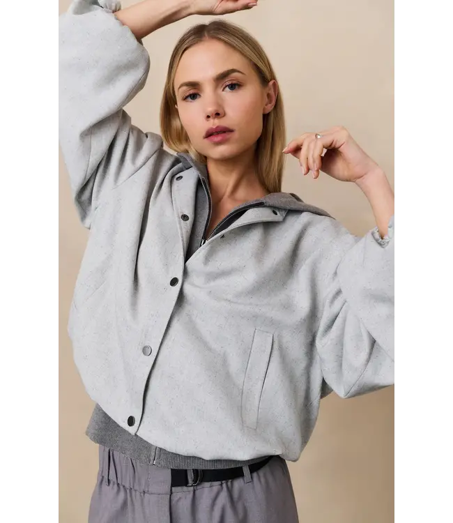 01-511039-508/99021  Jacket with balloon shape and snap buttons