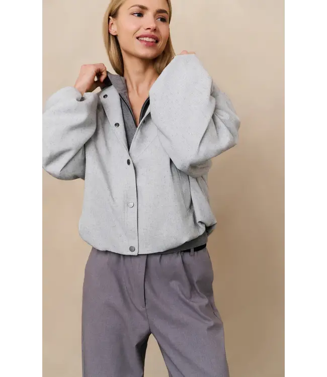 01-511039-508/99021  Jacket with balloon shape and snap buttons