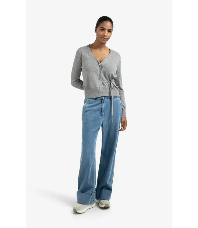 01-010122-508/99022  Cardigan with V-neck and tie waist