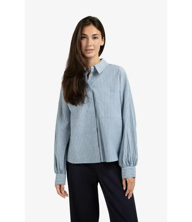 01-201178-508/990001  Striped blouse with chest pocket and long sleeves